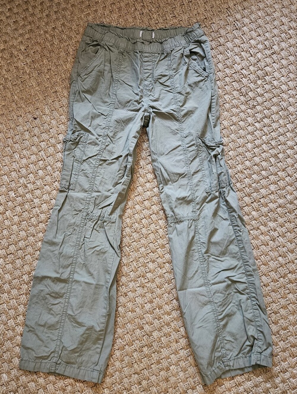 Womens Olive Green Cargo Pants - Lightweight Utility Style